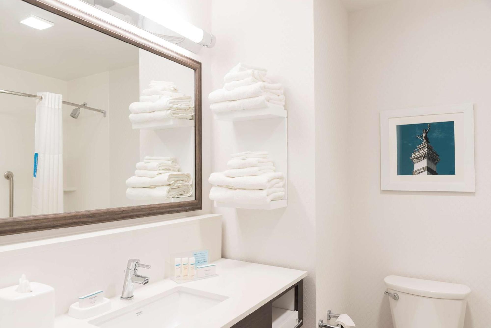 Hampton Inn & Suites Indianapolis-Keystone, In Εξωτερικό φωτογραφία