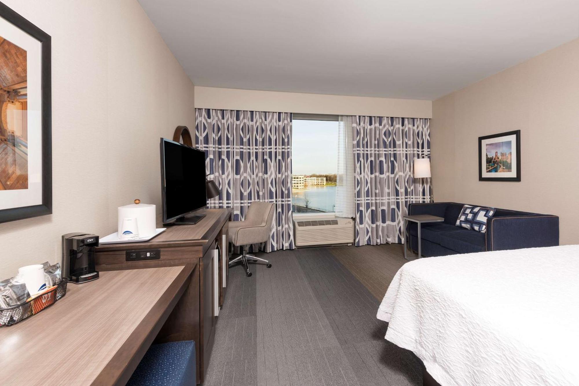 Hampton Inn & Suites Indianapolis-Keystone, In Εξωτερικό φωτογραφία